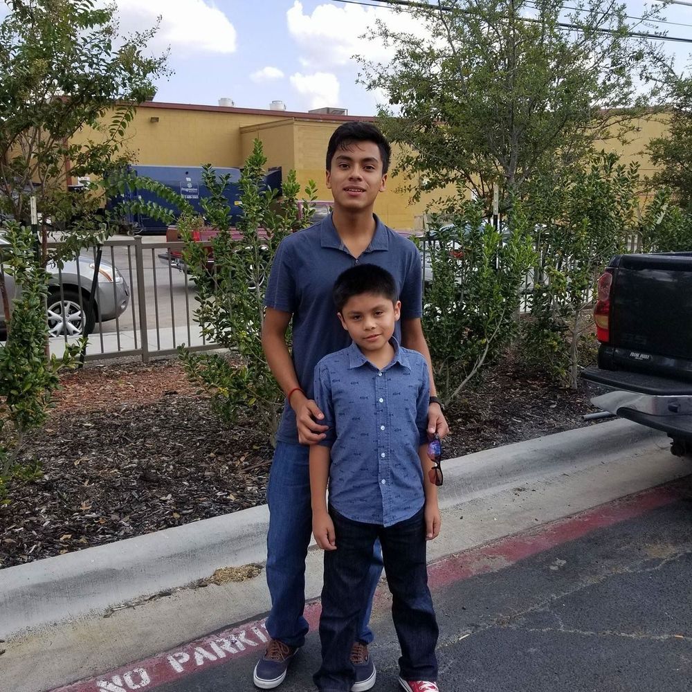 Meet your Posher, Esperanza